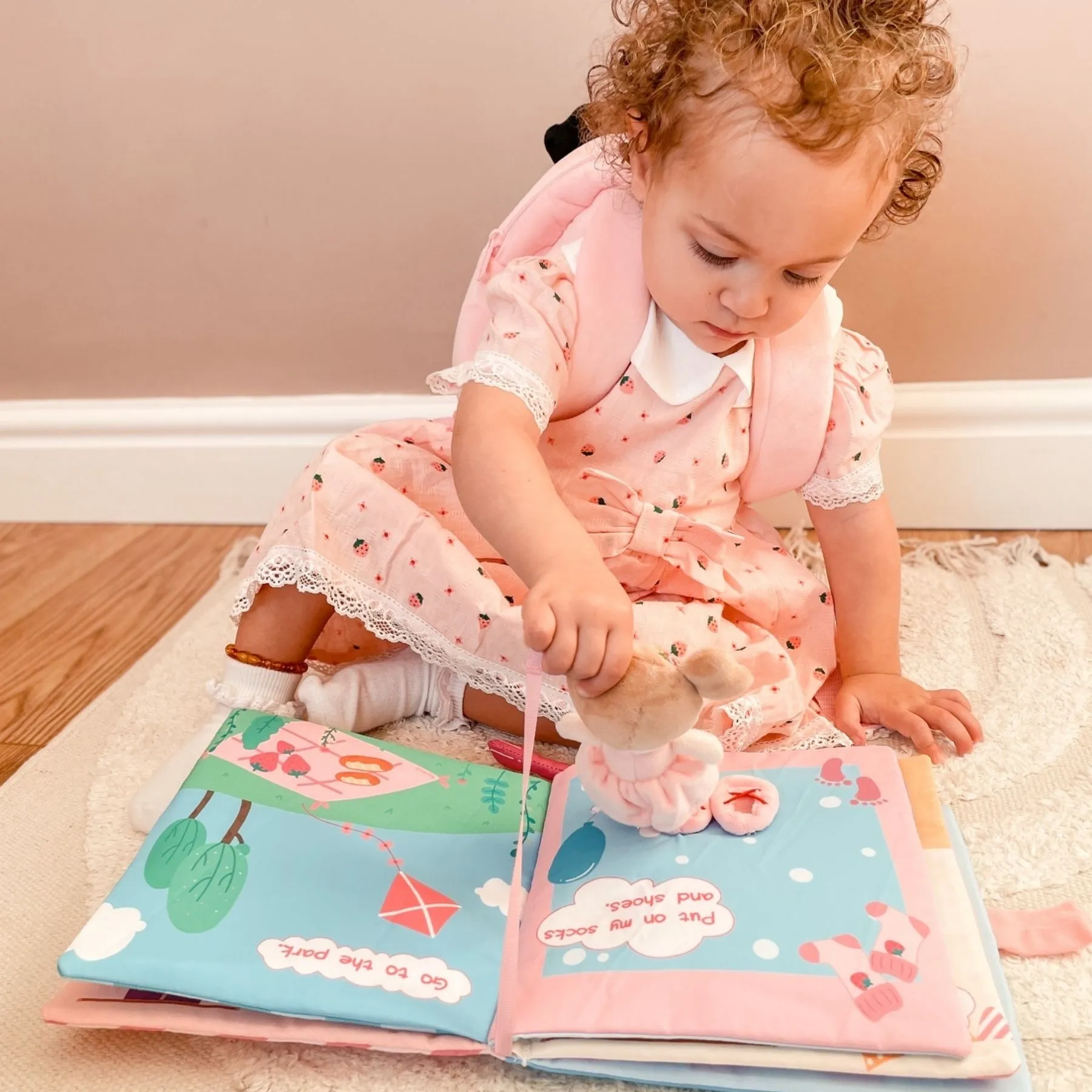 A Berry Special Day - Personalized Montessori Soft Book - Image 6
